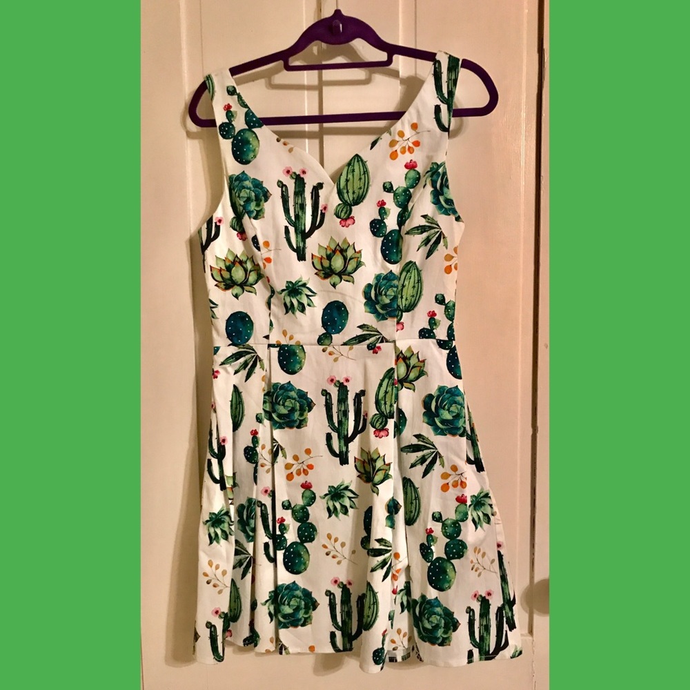 ModCloth A-Line Dress in Succulents Large